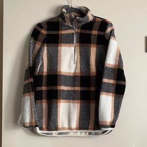 Cozy Plaid Fleece Pullover - Black, White, Tan